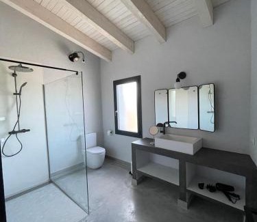 Pals Villa | Top-Rated Casa Palma Pals: Oceanfront Getaway Awaits