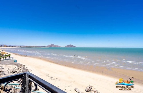 San Felipe House | Beachfront Casa Palmas - Family-Friendly Retreat in San Felipe