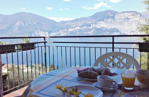 Castelletto Apartment | Casa Palmira: Guest Rated 9.4 for an Unforgettable Stay