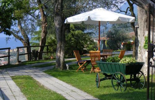 Castelletto Apartment | Casa Palmira: Guest Rated 9.4 for an Unforgettable Stay