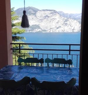 Castelletto Apartment | Casa Palmira: Guest Rated 9.4 for an Unforgettable Stay