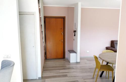 Intra Apartment | Casa Palmy