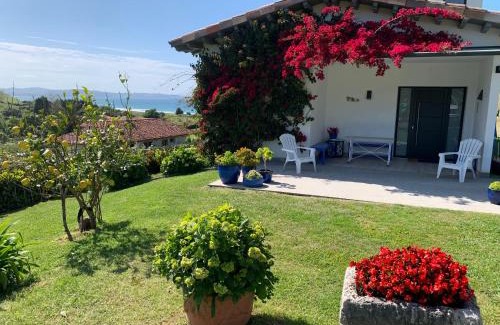 Prado Villa | Beautiful Casa Paloma: Oceanfront Stay with 9.8 Rating