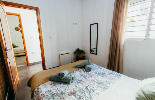 Poblats Maritims House | Charming Casa Pancho: Cozy Retreat in Valencia with Pets Welcome