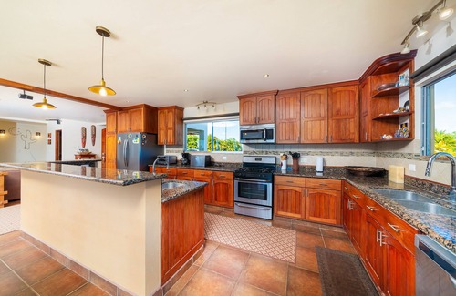 San Juanillo House | Experience Casa Panorámica: Ocean & Mountain Views Await