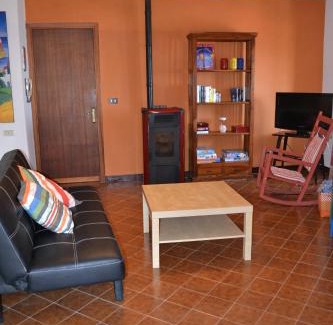 San Mauro Castelverde Apartment | Guest Rated 9.3: Casa Panoramica Castelverde with Kitchen