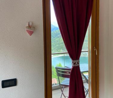 Val Maria-Pur Apartment | Elegant Casa Panorama - Ledro House with Ocean Views