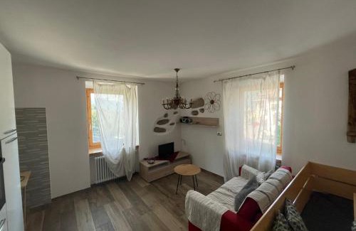 Revo Apartment | Casa Paolina - Guest Rated 9.5 with Family & Pet Amenities