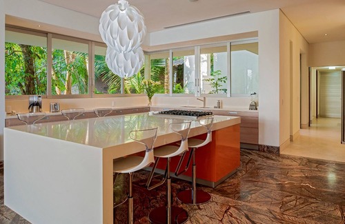 Mismaloya House | CASA PAPELILLOS/Perfect for Weddings, Special Events and Parties.