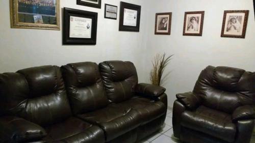 Tlajomulco de Zuniga Apartment | Casa para 4 personas equipada y amueblada con cochera en fraccionamiento Av López Mateos en Tlajomulco de Zúñiga Jalisco