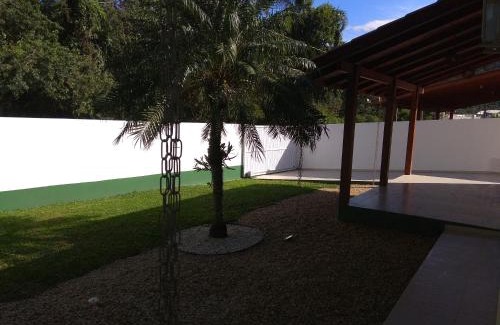 Balneario Camboriu House | Ocean View Retreat at Casa Paraíso Estaleirinho