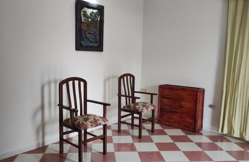 Parana Department House | Tranquil Retreat: Family and Pet-Friendly Getaway Awaits