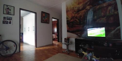 Jardim Alvorada House | Cozy Casa: Individual Rooms and Pet-Friendly Stays