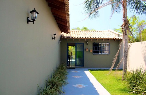 Bonito House | Pet-Friendly Casa com 3 Suítes e Avaliação de 9.7/10