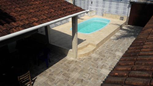 Santa Terezinha House | Weekend Getaway at Casa para Temporada with Pool & Ocean Views