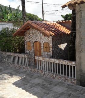 Santa Terezinha House | Weekend Getaway at Casa para Temporada with Pool & Ocean Views
