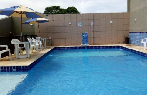 Jardim Esperanca House | Family-Friendly Getaway at Casa Para Temporadas with Pool