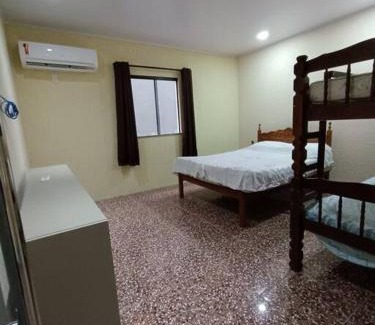 Jardim Esperanca House | Family-Friendly Getaway at Casa Para Temporadas with Pool