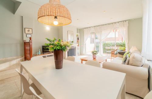 Vilassar de Mar House | Perfect Vacation Home with Private Beach & Ocean View