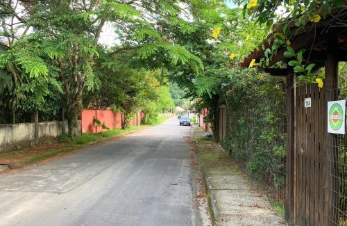 Paraty Apartment | Discover Casa paRABEns: Oceanfront Retreat with Pets Allowed