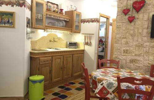 Aremogna Apartment | Experience Aremogna: Ski-In Appartamento with Pool & Spa