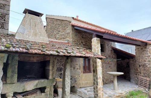 Dumbria House | Family-Friendly Stay at Casa Paris, Costa da Morte
