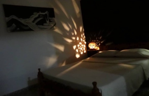 Centro Havana House | Charming Casa Parrondo: Ocean Views & Family-Friendly Stay