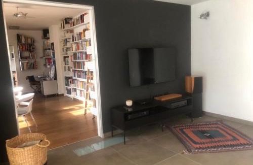 San Mariano Apartment | Casa Paslawski: Family-Friendly Stay with Breakfast Included