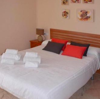 Santiago Apartment | Relax at Casa Patio las Palmeras Córdoba with Pool & Views