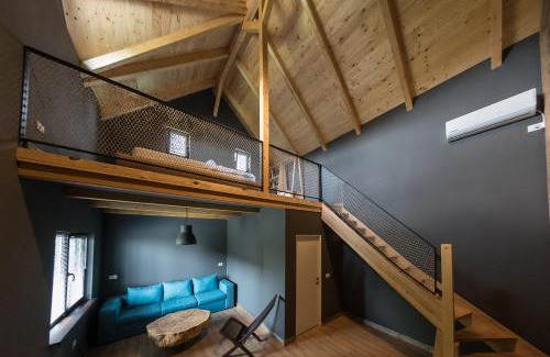 Dunavatu de Jos House | Oceanfront Retreat at Casa Patru Anotimpuri - 4-Star Stay