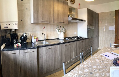 Magognino Apartment | Scenic Casa Pedum: Panoramic Lake Maggiore Views Await