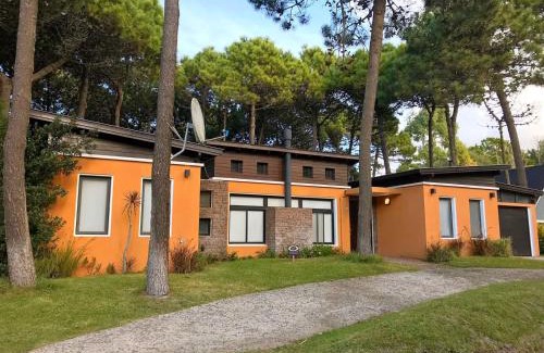 Pinamar House | Discover Oceanfront Comfort at Casa Penelope Pinamar