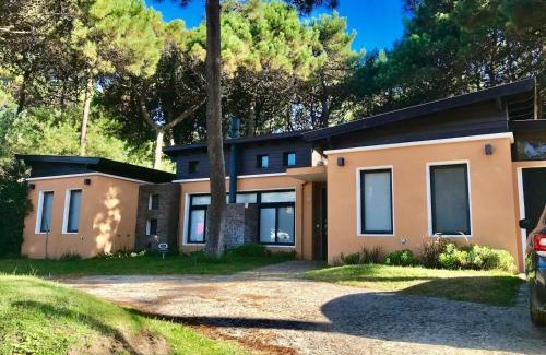 Pinamar House | Discover Oceanfront Comfort at Casa Penelope Pinamar