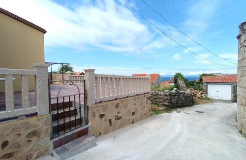 Lira House | Oceanfront Casa Pepa de Enrique: Rated 9.1/10 by Guests