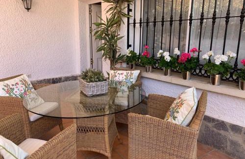 Las Acacias Apartment | Experience Casa Pepa: 4-Star Oceanfront Getaway