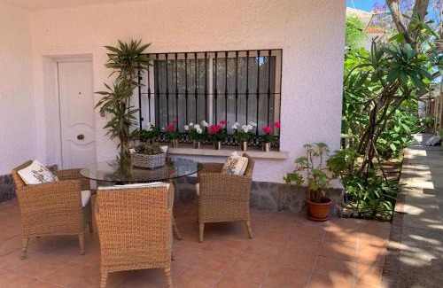 Las Acacias Apartment | Experience Casa Pepa: 4-Star Oceanfront Getaway