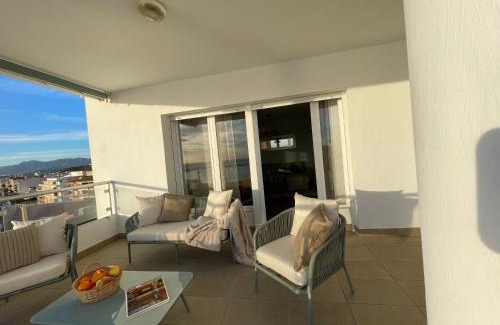 Torrenueva House | Relax at Casa Pepita by the Sea - Top-Rated Family Getaway
