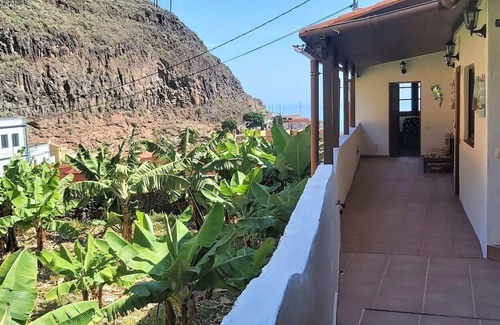 Agulo House | Discover Casa Pepito: Oceanfront Retreat in Agulo, La Gomera