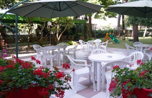 Tonfano Hotel | Discover Hotels in Marina di Pietrasanta with Ocean Views
