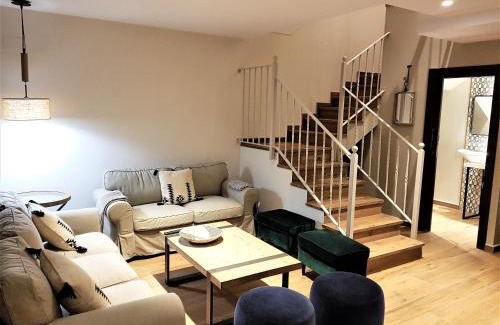 Yebra de Basa House | Casa Perez: Pet-Friendly Retreat with Top Guest Ratings