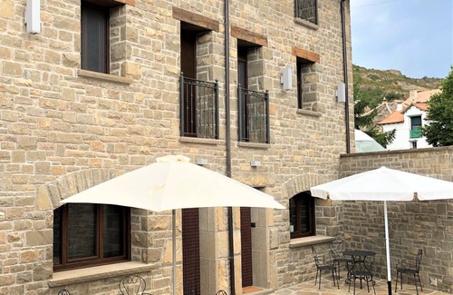 Yebra de Basa Apartment | Discover Casa Pérez: A Cozy Rural Retreat in Aragon