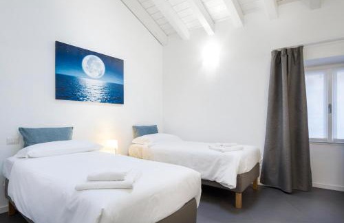Cernobbio House | Family-Friendly Stay at CASA PERLASCA - 4-Star Retreat
