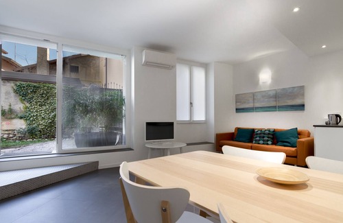 Cernobbio Apartment | Casa Perlasca: Family-Friendly Stay with Breakfast Included