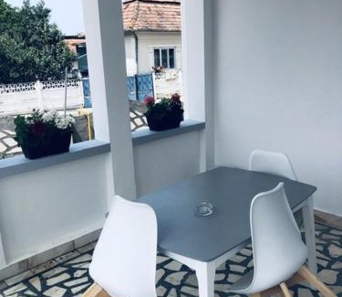 Ocna Mures House | Casa Petrutiu1
