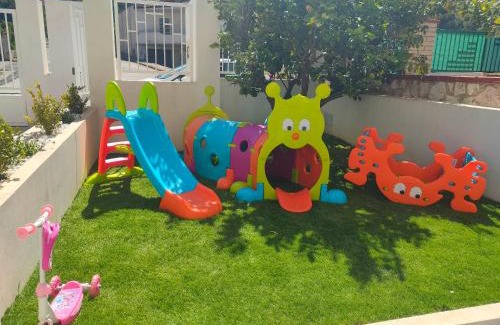 Calatafimi Apartment | Discover Casa Phimes: Pet-Friendly with Hot Tub Amenities