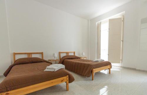 Sant'Angelo dei Lombardi Apartment | Pet-Friendly Casa Piazza De Sanctis in Irpinia Awaits You