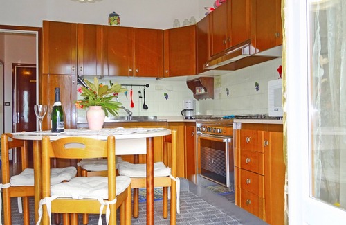 Pregasio Apartment | Experience Comfort at Casa Piccini with Lake Views