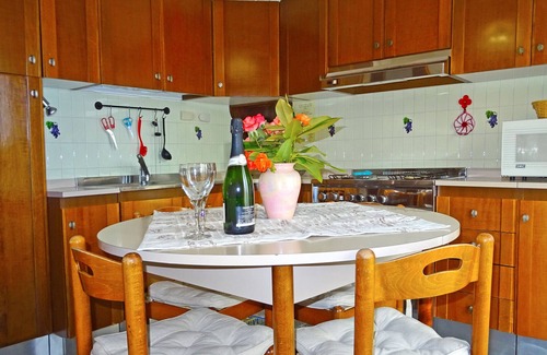 Pregasio Apartment | Experience Comfort at Casa Piccini with Lake Views