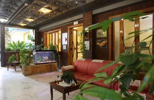 Quartiere XIII Aurelio Hotel | Welcoming Casa Piccole Ancelle di Cristo Re with Top Amenities