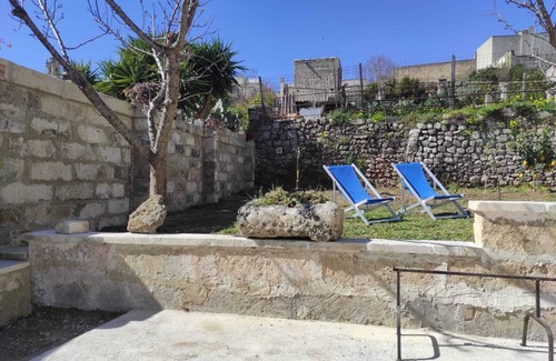 Specchia House | Idyllic Casa Pietrina 1838: Pet-Friendly & Green Retreat